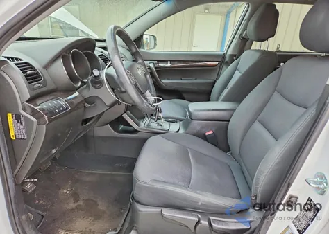 2012 Kia Sorento Base из США, поврежденный, VIN 5XYKT3A62CG216614